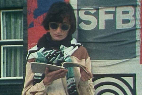 Szenenbild aus "Elfriede Jelinek" | Bild: Farbfilm Szenenbild aus "Elfriede Jelinek" | Bild: Farbfilm