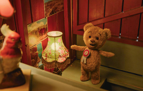 Szenenbild aus "Ein Weihnachtsfest für Teddy" | Bild: Central