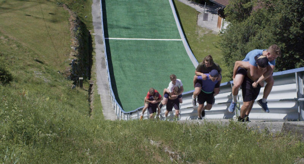 Szenenbild aus "Stams" | Bild: DokFest
