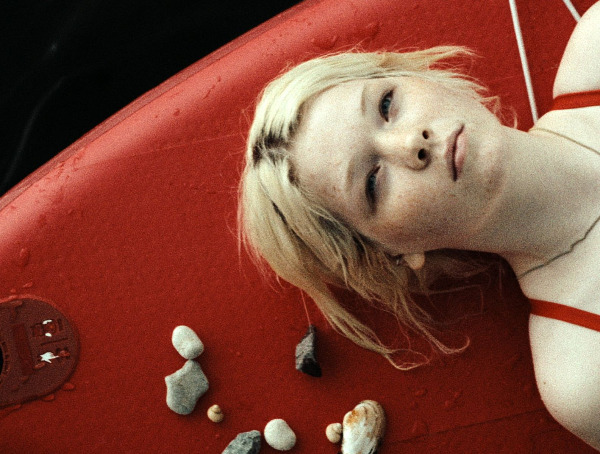 Szenenbild aus "In die Sonne schauen - Preview 23.8." | Bild: Neue Visionen