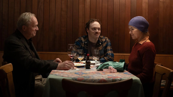 Szenenbild aus "Dann passiert das Leben" | Bild: Warner