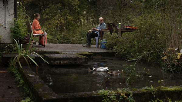 Szenenbild aus "Dann passiert das Leben" | Bild: Warner