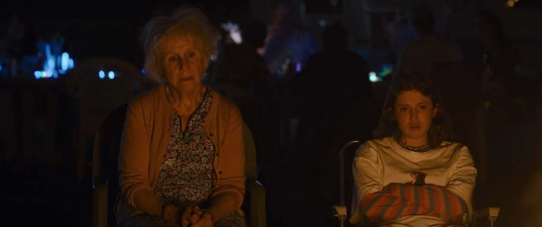 Szenenbild aus "Bon Voyage" | Bild: -1