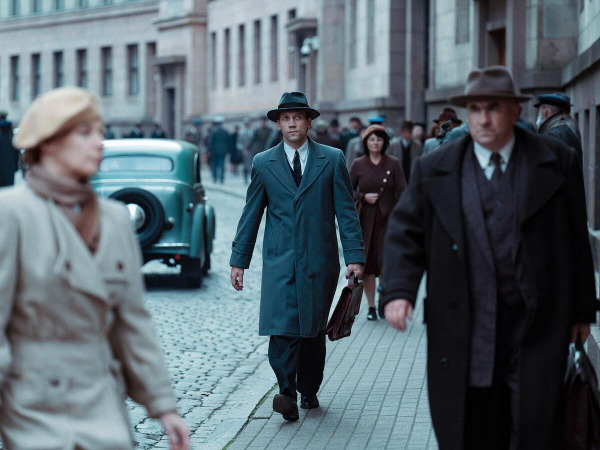 Szenenbild aus "Zwei Staatsanwälte" | Bild: Barnsteiner