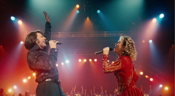 Szenenbild aus "Song Sung Blue" | Bild: Universal