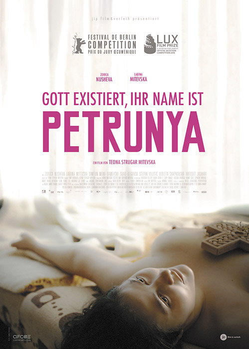 Filmplakat zu "Gott existiert, ihr Name ist Petrunya" | Bild: JIP