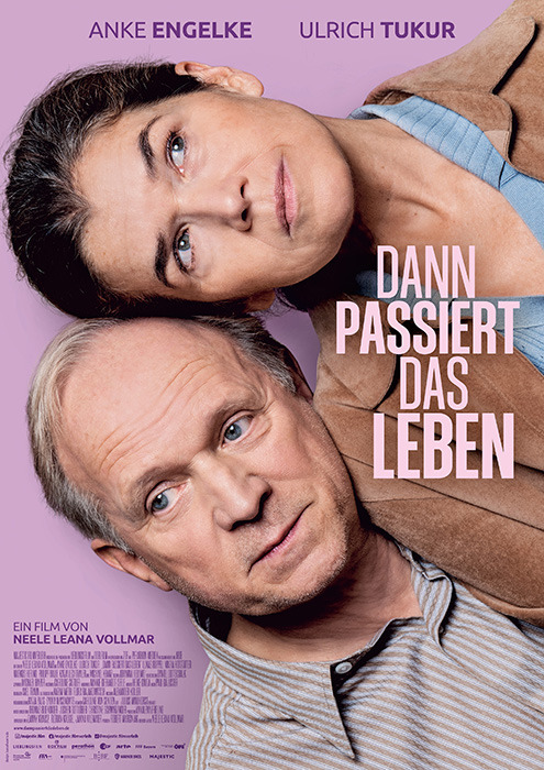 Filmplakat zu "Dann passiert das Leben" | Bild: Warner